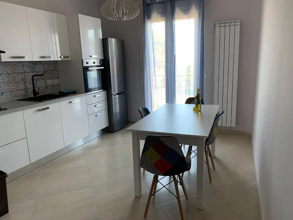 Casa Etna Николози Италия